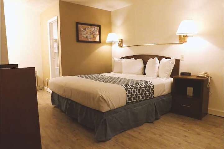 Room 15 of 35