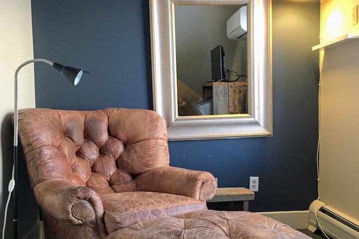 Room 20 of 168