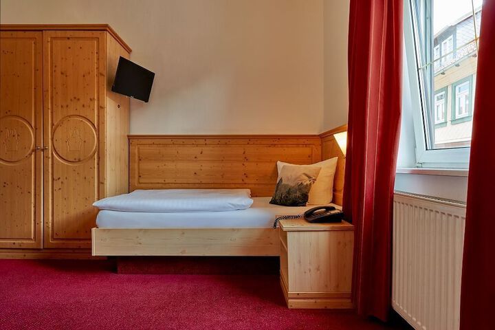 Room 7 of 39