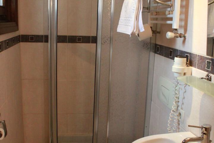 Bath Interior