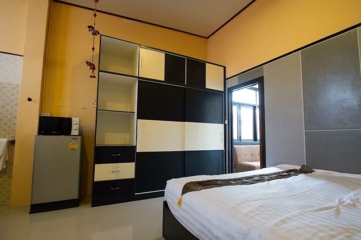 Room 18 of 45