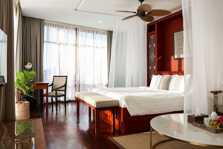 Room 14 of 57