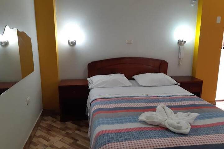 Room 13 of 31