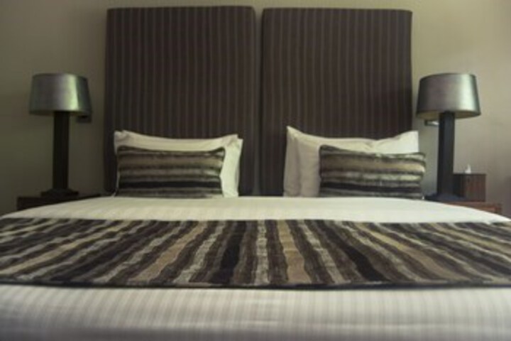 Room 21 of 33