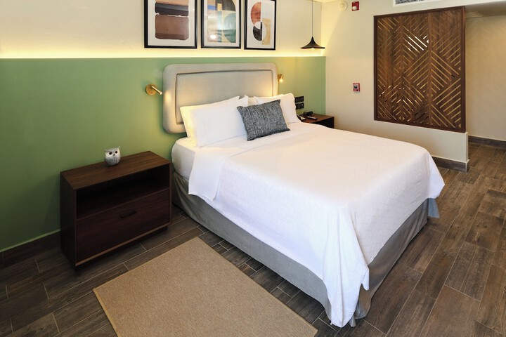 Room 4 of 46