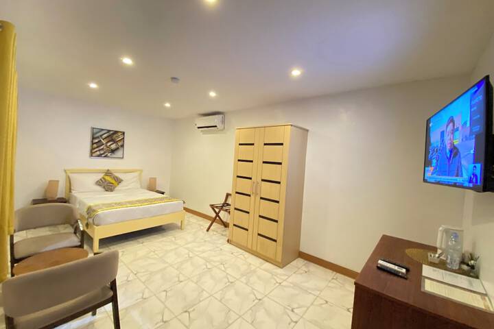 Room 35 of 56