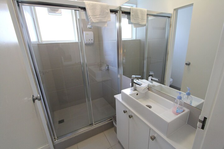 Room 16 of 22