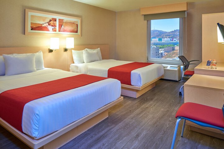 Room 4 of 50