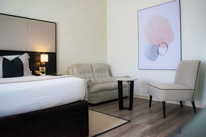 Room 43 of 93