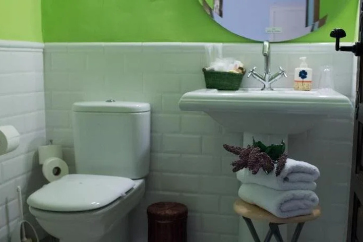 Clean Restrooms