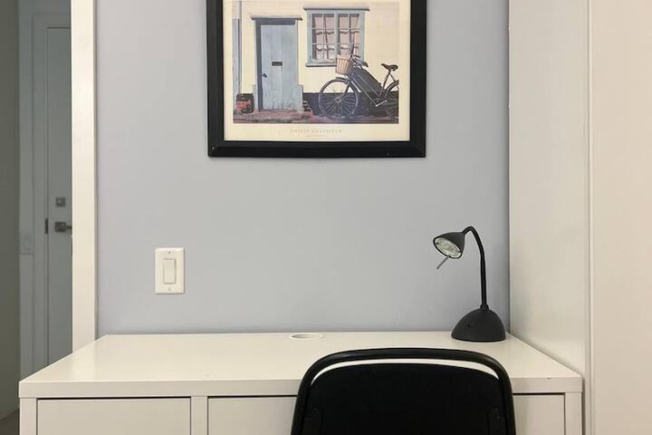 Room 146 of 187