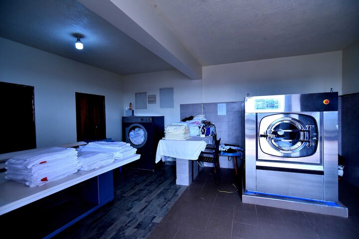 Room 20 of 33