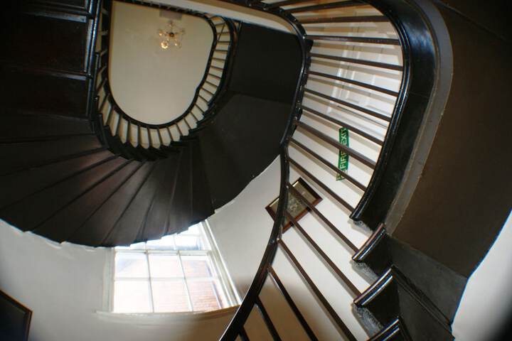 Hotel 3 of 28