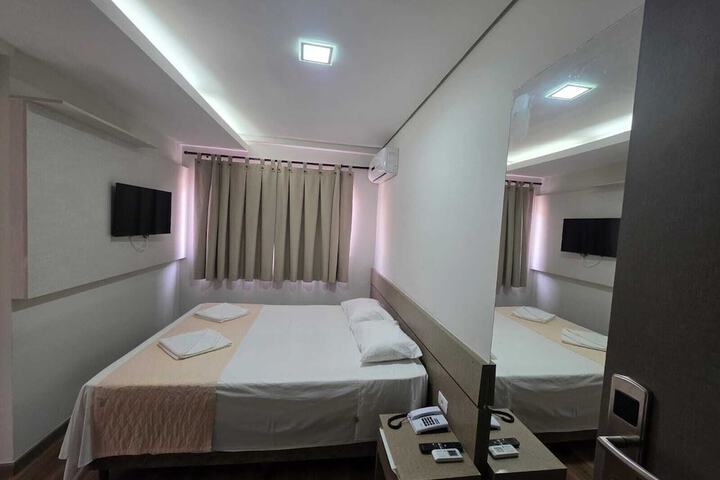 Room 32 of 56