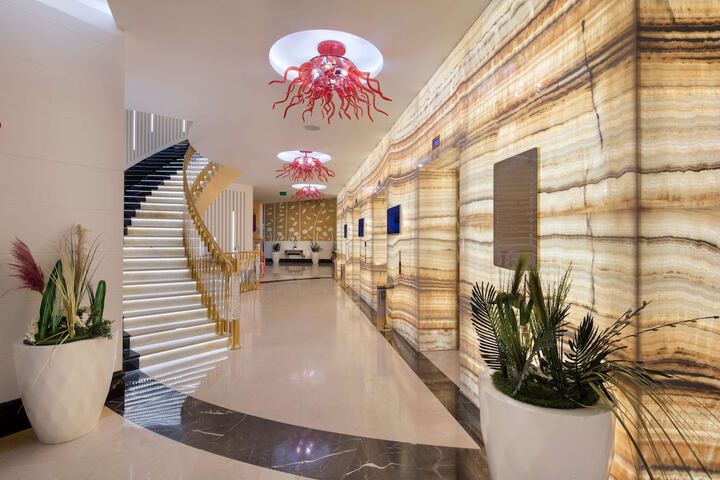 Hotel Interior 4 of 160