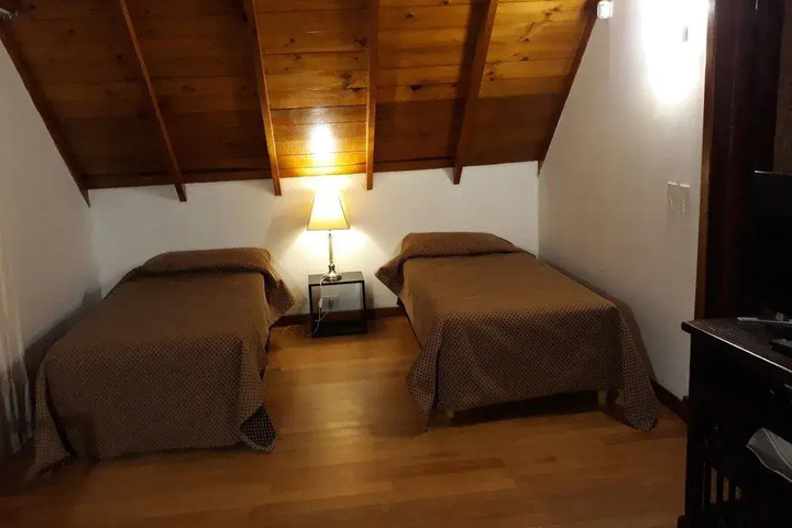 Room 3 of 13