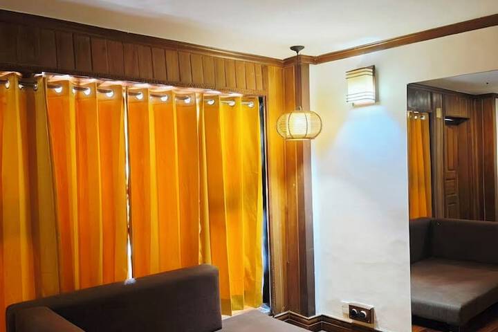 Room 34 of 181