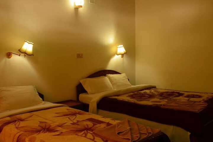 Room 4 of 36
