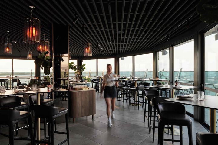 Dining 93 of 124