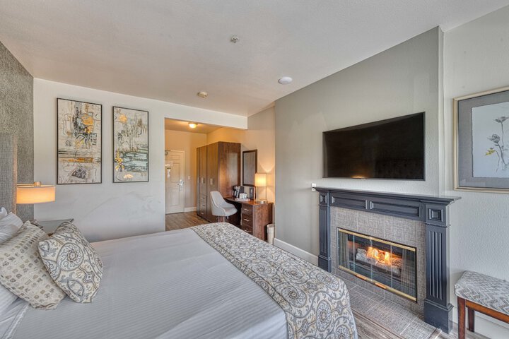Standard | King Bed (7 of 31)