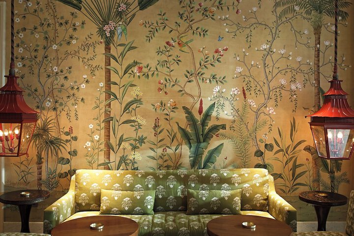 Entrance & Lobby