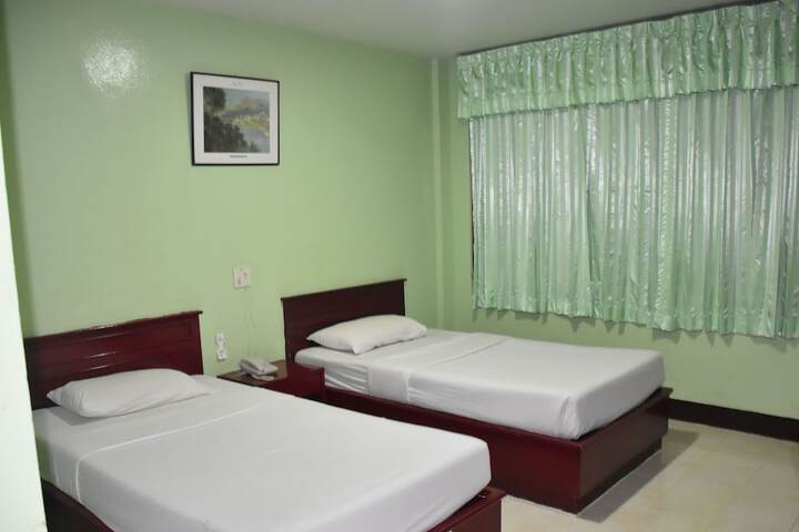 Room 17 of 82
