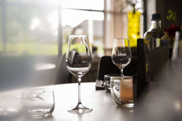 Dining 19 of 45