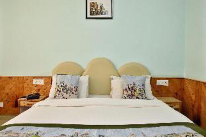 OYO 4637 Hotel K Square
