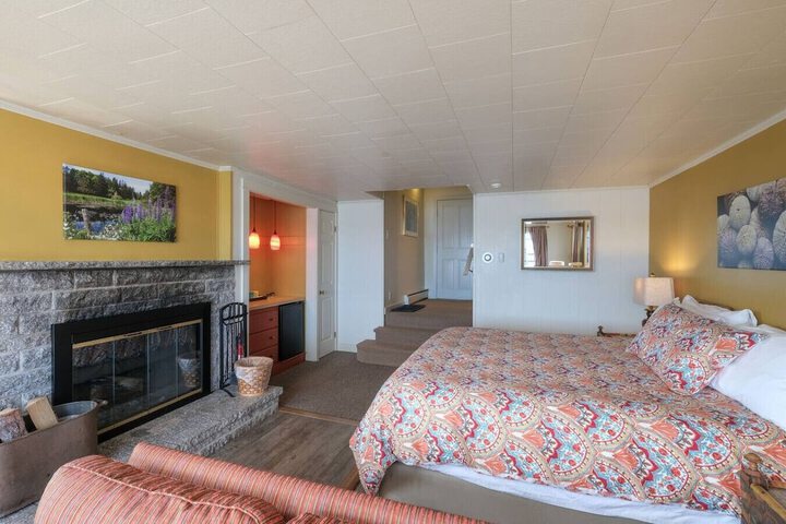 Room 33 of 113