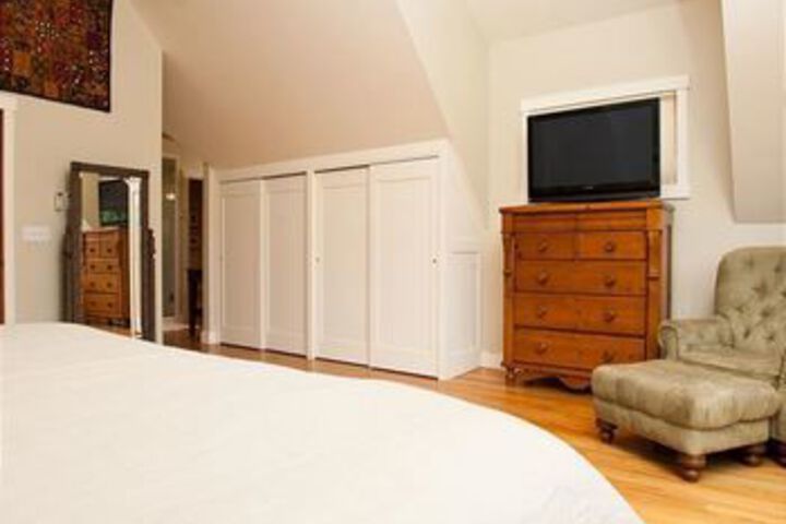 Room 12 of 29