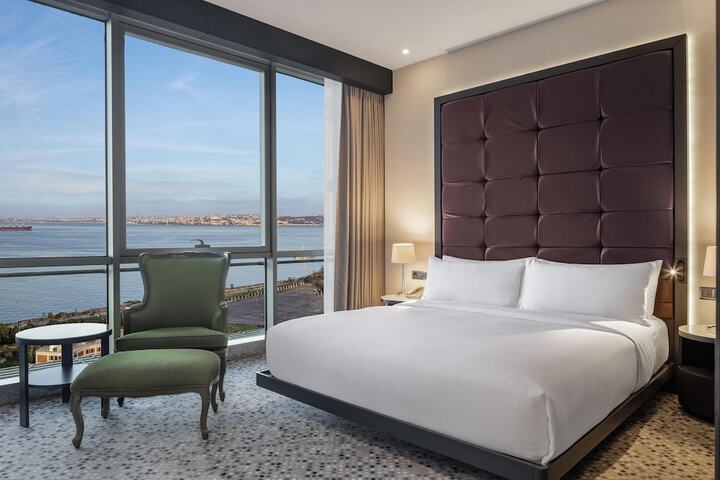 Room 32 of 191