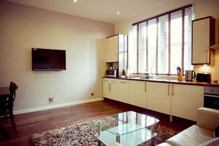 Room 14 of 29