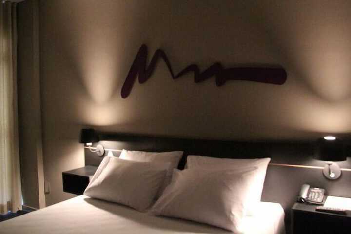 Room 5 of 27