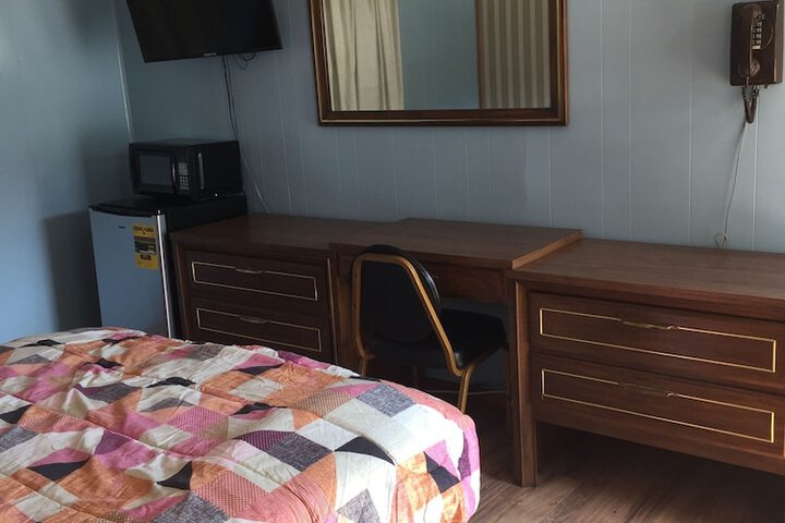 Room 26 of 49