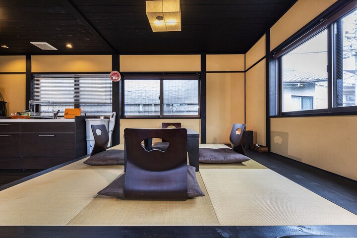Room 14 of 31