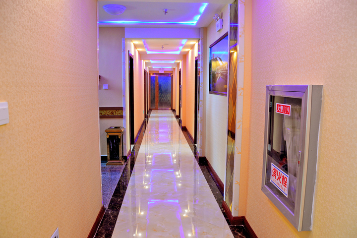Hotel Interior 8 of 15
