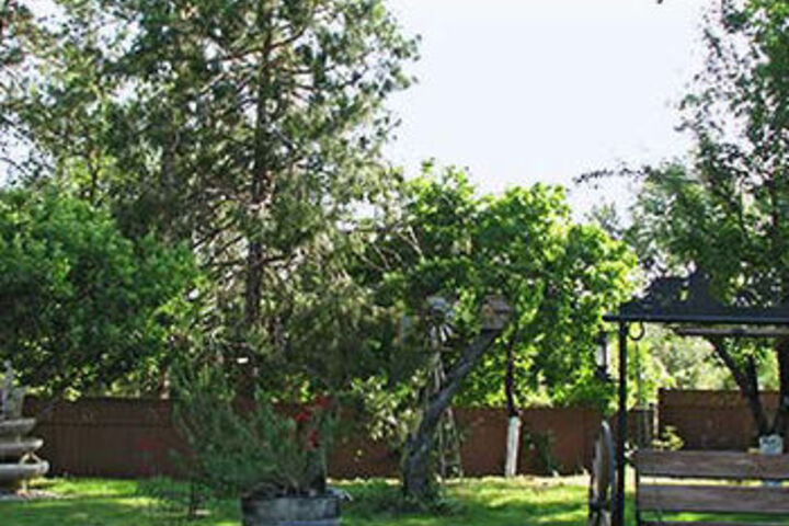 Property Grounds 21 of 24