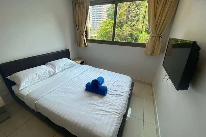 Room 6 of 56