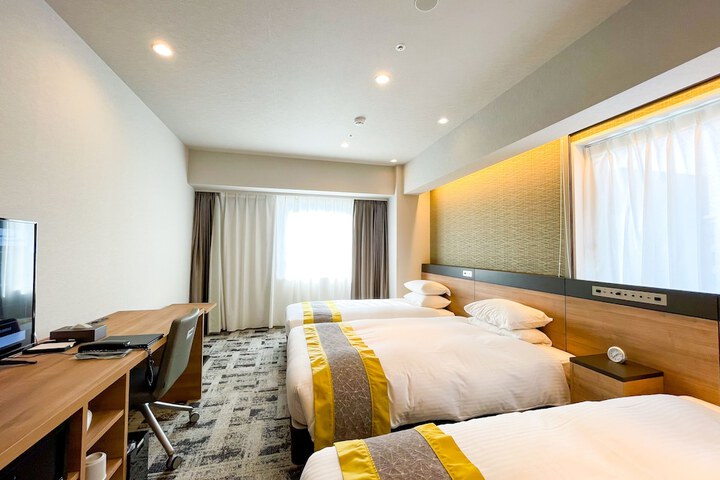 Room 14 of 40