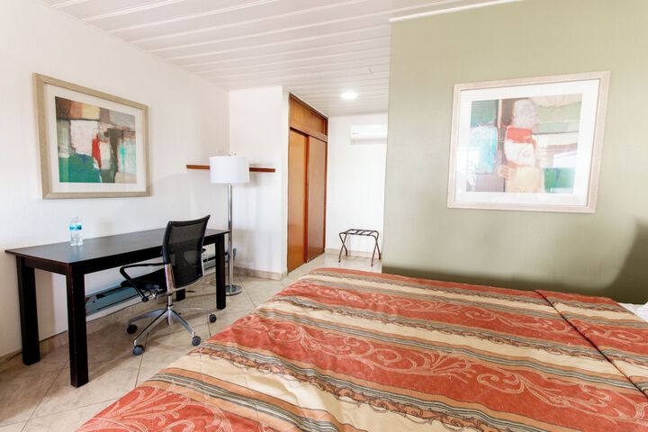 Room 16 of 41