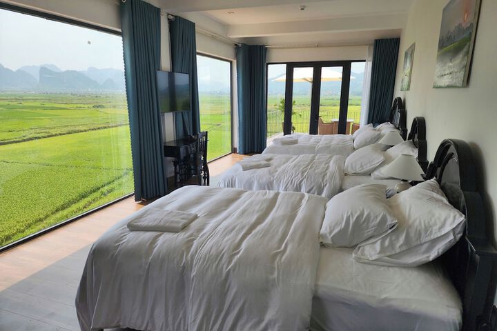 Room 15 of 20