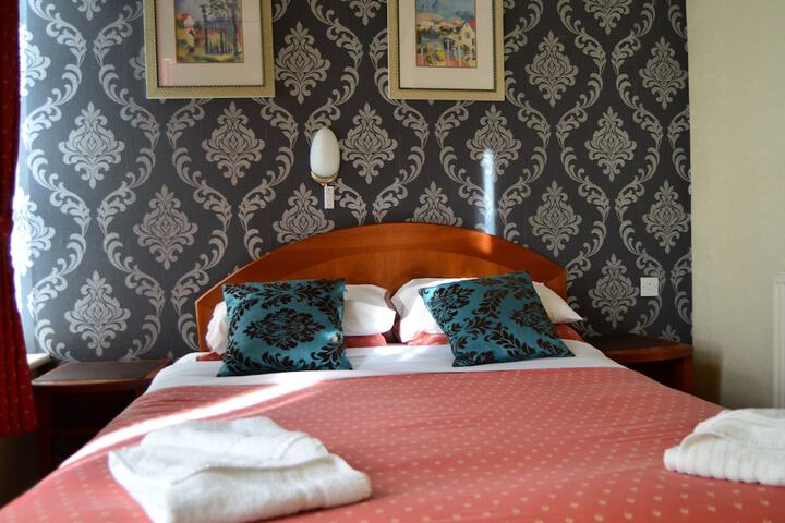 Room 29 of 61