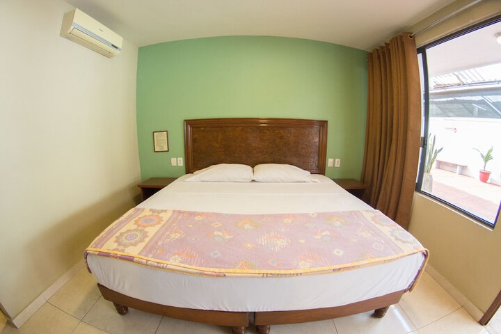 Room 15 of 45
