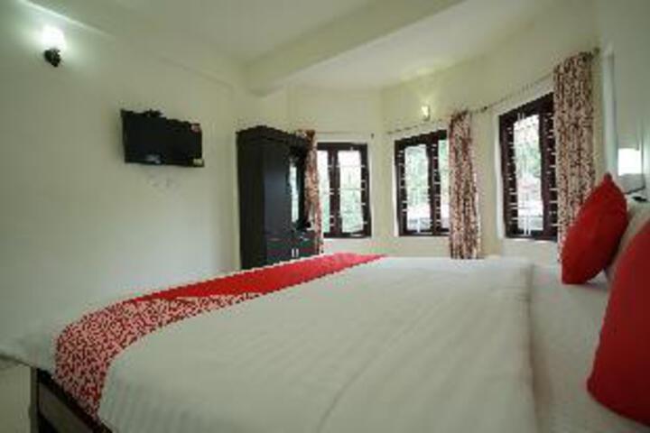 Room 13 of 23