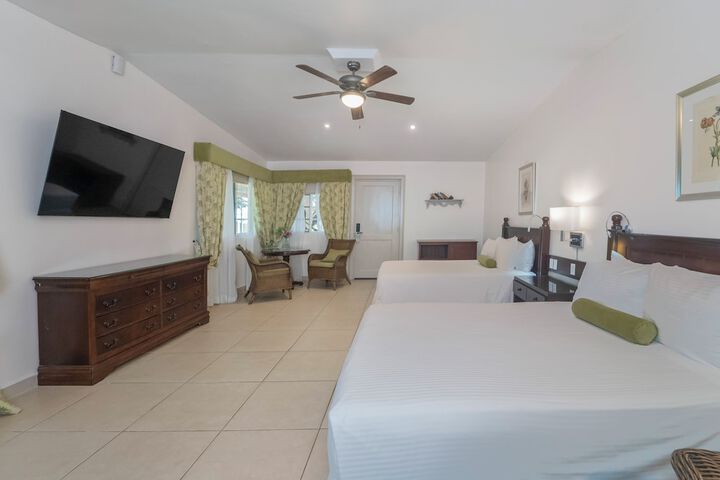 Room 35 of 161