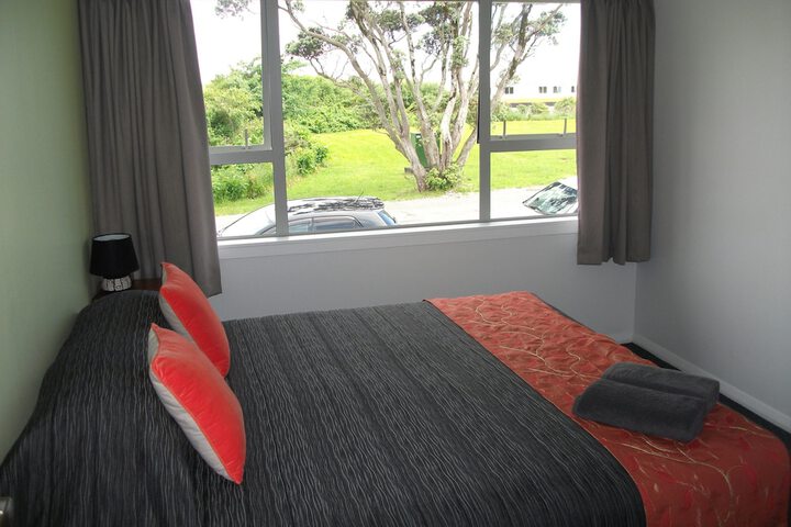 Room 3 of 49