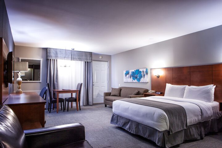 Room 5 of 30
