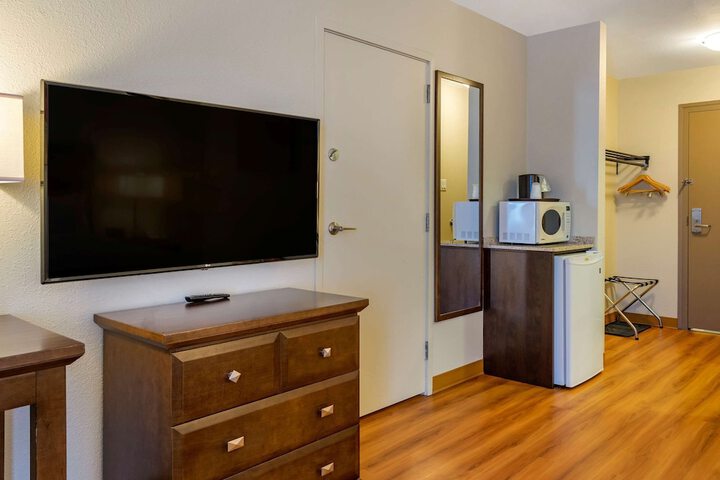 Room 13 of 67