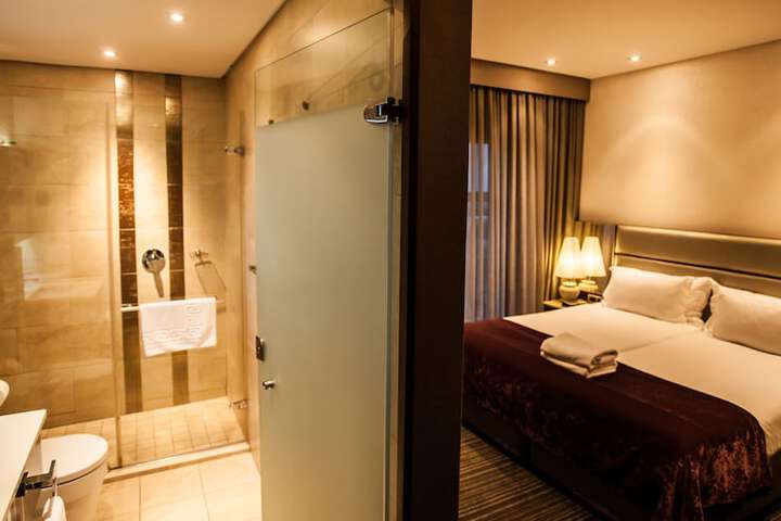 Room 21 of 79