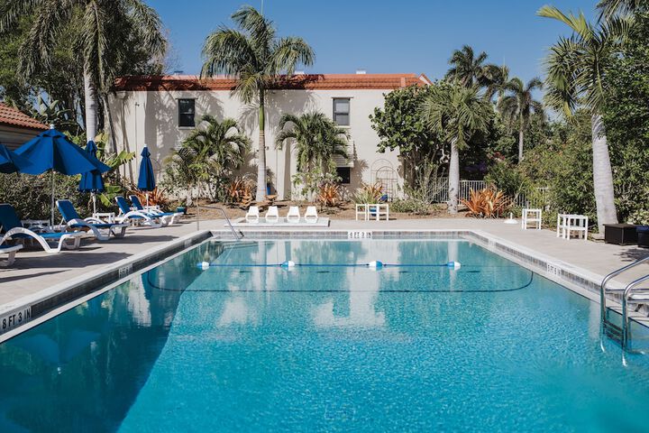 Pools & Facilities